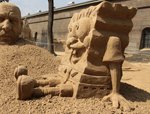 Стартовал «мультяшный» Фестиваль песчаных скульптур